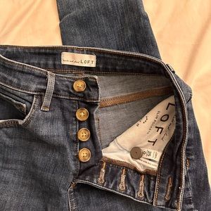 Beautiful loft jeans with tortoise buttons